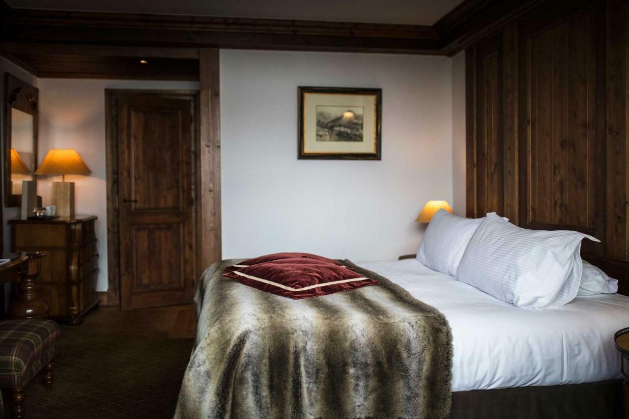 Hotel Les Barmes De L'Ours Val-dʼIsère Exterior foto